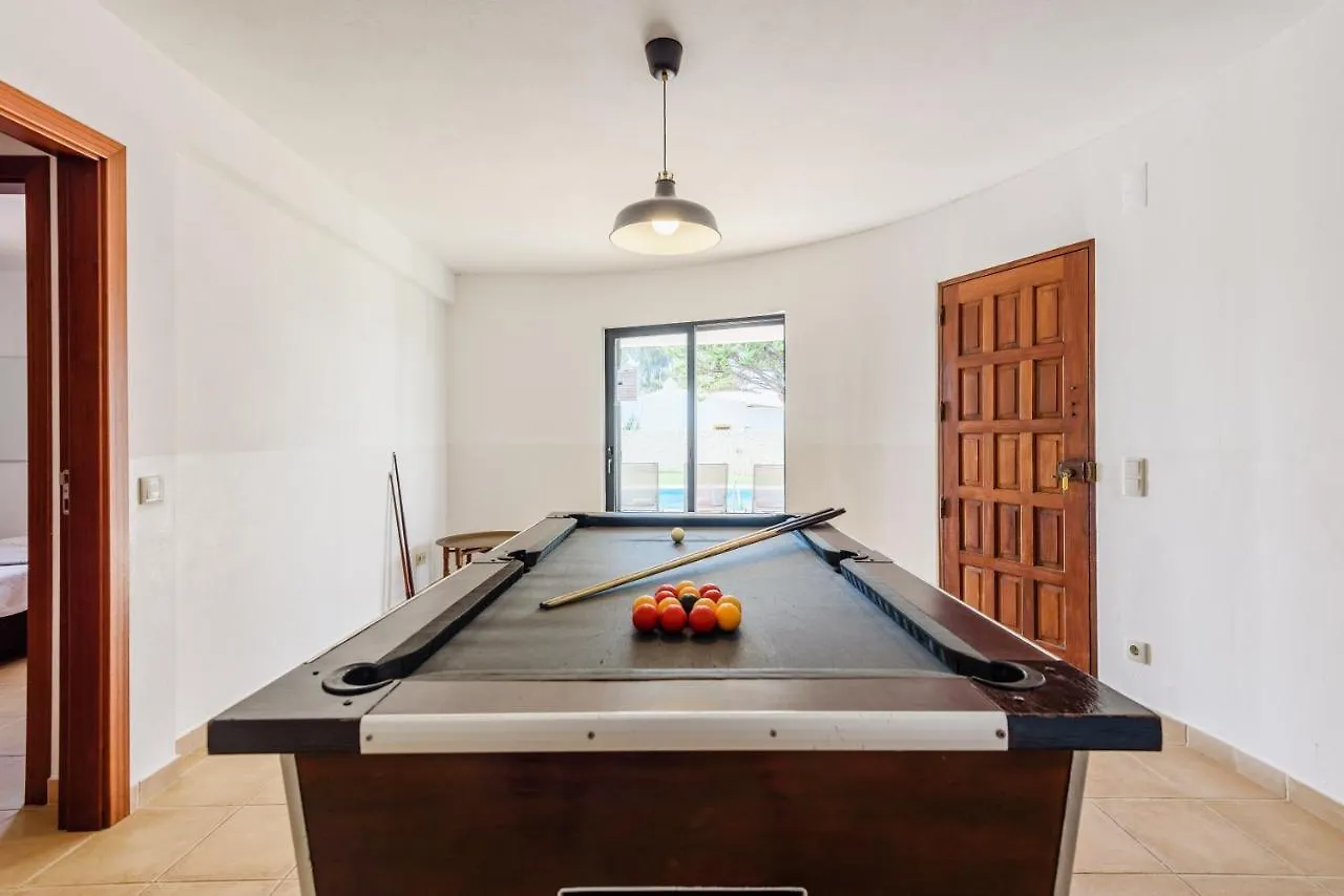 Villa Protea - 5 Bedroom, Beach, Air-Con, Wifi Albufeira Holiday home