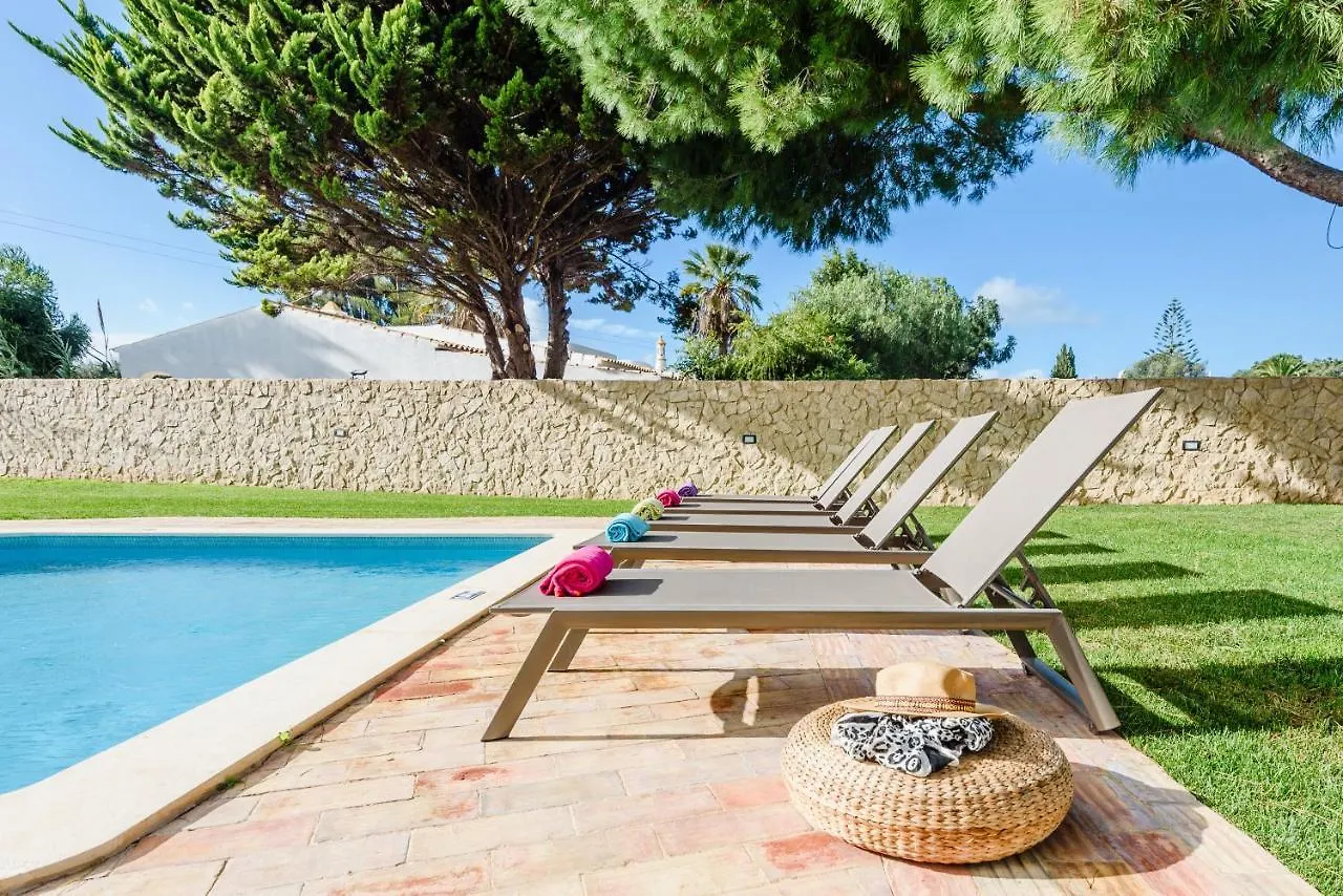Villa Protea - 5 Bedroom, Beach, Air-Con, Wifi contacts