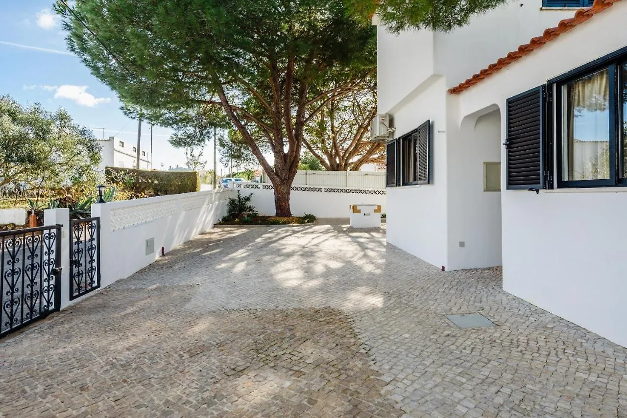 Villa Protea - 5 Bedroom, Beach, Air-Con, Wifi Albufeira Portugal