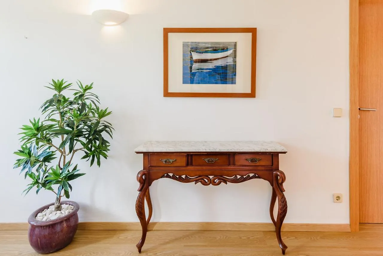Villa Protea - 5 Bedroom, Beach, Air-Con, Wifi Albufeira 0*,  Portugal